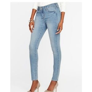 Mid Rise Super Skinny Rockstar Jeans